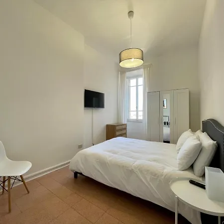 Baldelli La Terrazza アパート